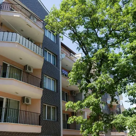 Riviera Park, Golden Sands | One Bedroom Chic *