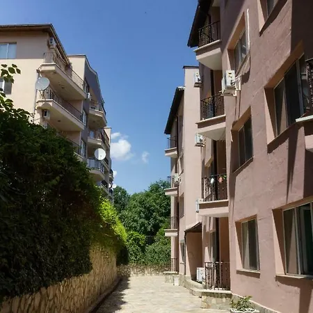 Riviera Park, Golden Sands | One Bedroom Chic Apartamento *